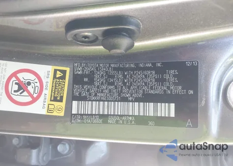 2014 Toyota Highlander Xle V6 z USA, uszkodzony, nr VIN 5TDKKRFH6ES005731